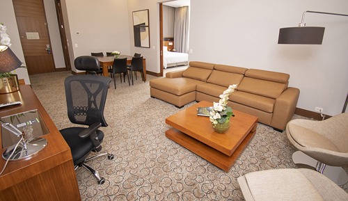 Suite presidencial, acceso al Business Lounge