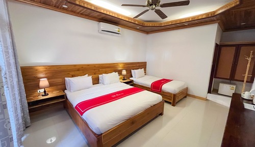 Habitación triple Deluxe, 1 habitación
