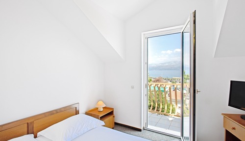 Apartamento Confort, 1 habitación, balcón, vistas al mar