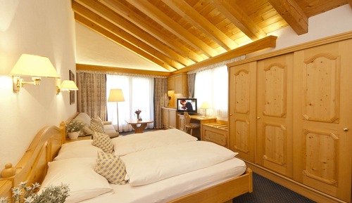 Suite junior, balcón (Enzian)