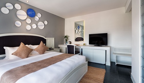 Habitación Deluxe con 1 cama doble o 2 individuales