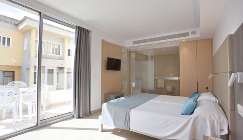 Habitación económica doble, balcón