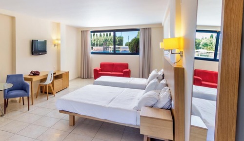 Habitación triple económica