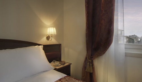Habitación clásica con 1 cama doble o 2 individuales
