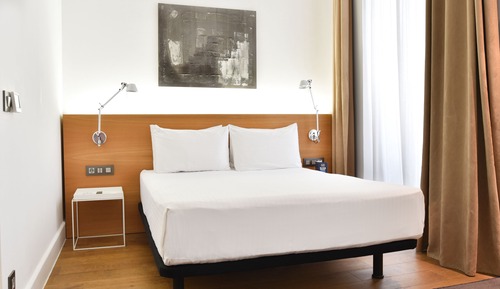 Habitación estándar con 1 cama doble o 2 individuales