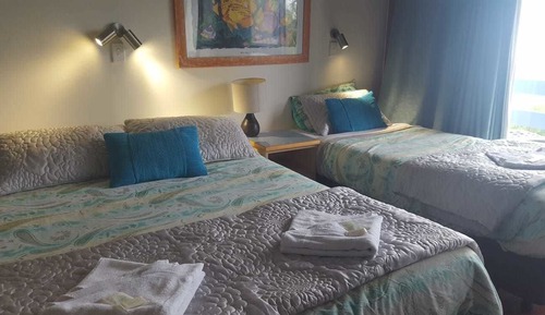 Estudio, vistas al mar