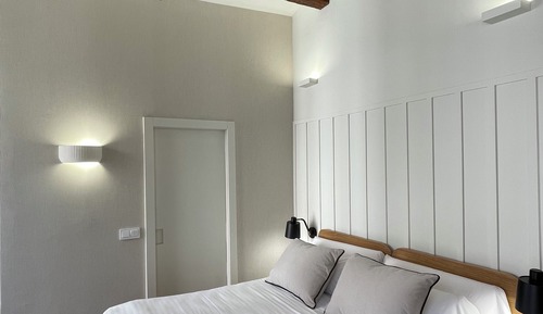 Deluxe Double Room, Balcony, City View Reformada