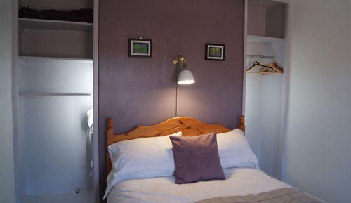Habitación básica doble, 1 cama doble, no fumadores, baño privado