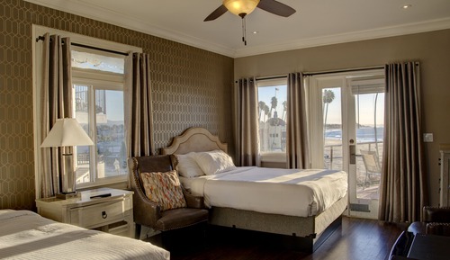 Habitación Signature, 2 camas de matrimonio, vistas parciales al mar