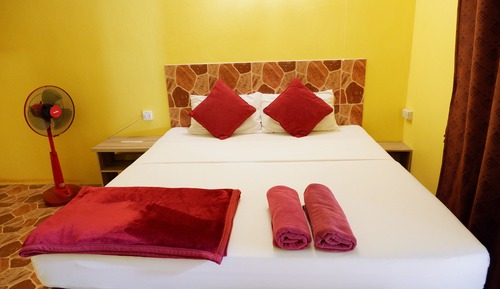 Overnight Fan Room