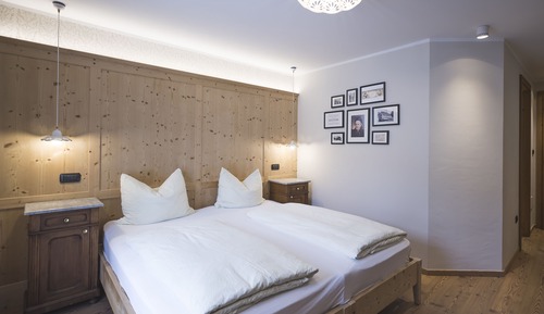 Habitación exclusiva doble, 1 cama de matrimonio (Nostalgie Emma)