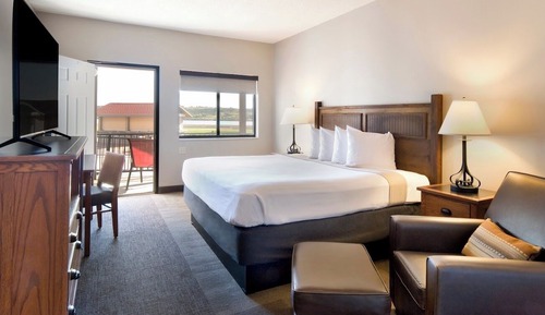 Habitación Deluxe, 1 cama de matrimonio grande, vistas al río (King Riverside Accessible)