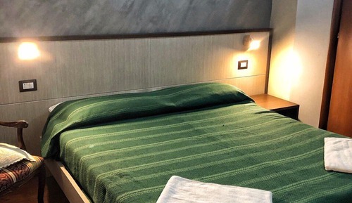 Habitación doble, baño privado