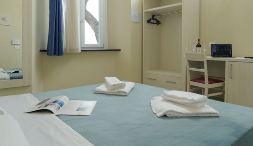 Habitación con 1 cama doble o 2 individuales
