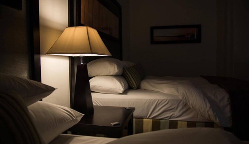 Habitación estándar con 1 cama doble o 2 individuales