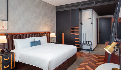 King Guest Room