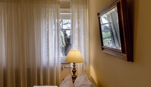 Habitación doble (Gelbes Zimmer)