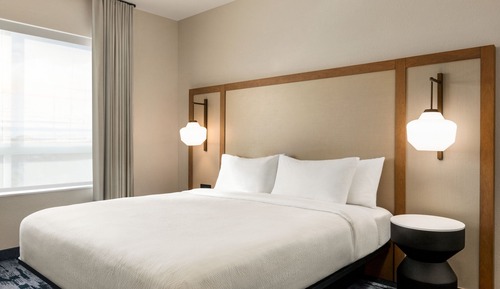 Habitación estándar, 1 cama de matrimonio grande, no fumadores (Mobility Accessible, Roll-in Shower)