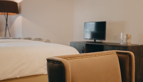 Habitación básica con 2 camas individuales