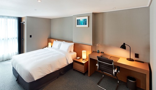 Suite, 1 cama de matrimonio, en esquina