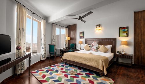 Premium Mountain View Room