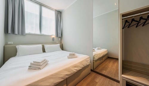 Habitación Confort con 1 cama doble o 2 individuales