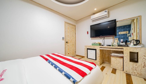 Room (Standard Room)