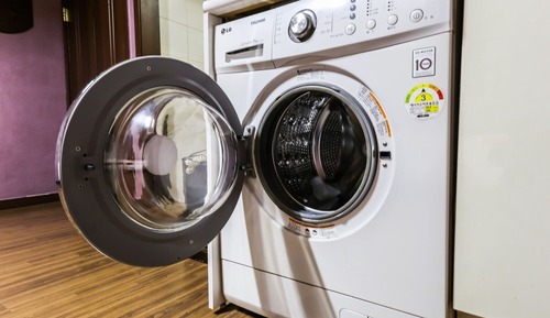 Room (Laundry room)