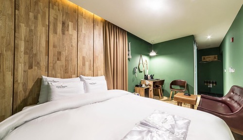 Room (Superior Green - Pedestrian Only (Gre)
