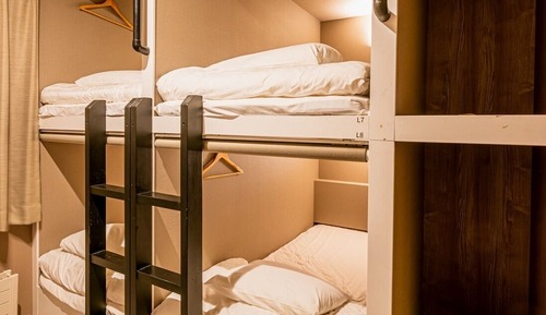 Habitación cuádruple básica, varias camas, no fumadores (Max capacity 4Adults)