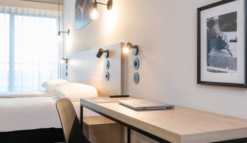 Habitación Confort, 1 cama doble, balcón