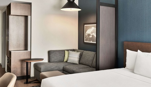 Habitación, 1 cama de matrimonio grande con sofá cama, vistas a la ciudad