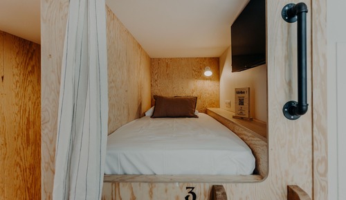 Dormitorio compartido clásico
