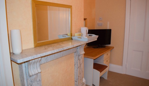 Habitación doble, baño privado