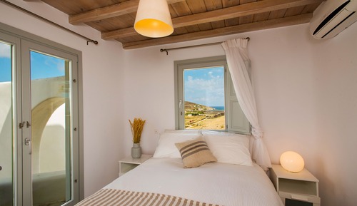 Partial Sea View Suite With Jetted Mini Pool