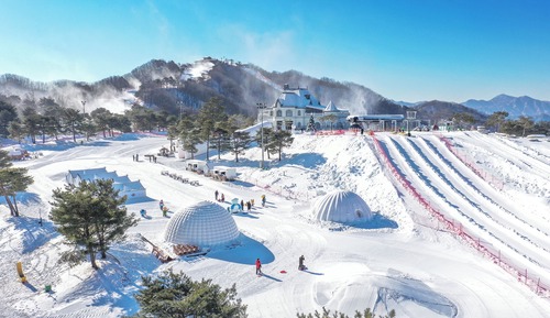[FUNFUN PKG(2adults+1child)]SilverSuite(Kitchen/ParkView/Bed)-Breakfast+OceanWorld orSnowyLand 1time