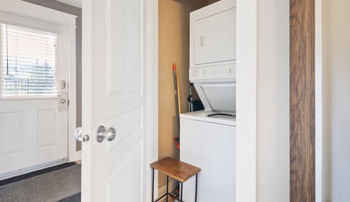 Apartamento Grand, 2 habitaciones (128 Rivergrass - No Pets Allowed)