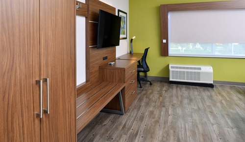 Habitación estándar, 1 cama de matrimonio grande (Comm,Mobility, Access Tub)