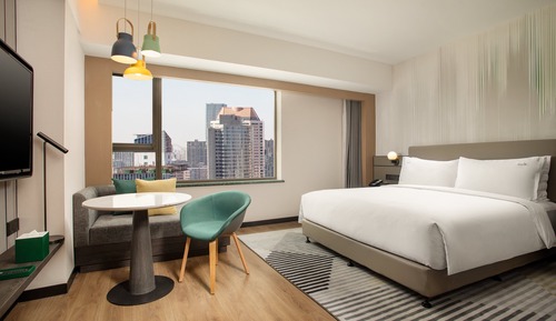 Habitación estándar, 1 cama de matrimonio grande, vistas a la ciudad