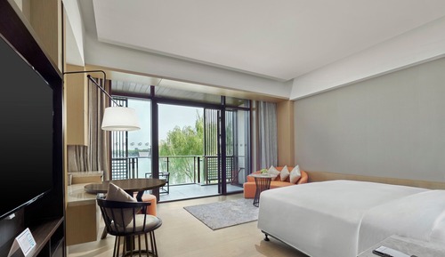 Habitación Grand, 1 cama de matrimonio grande, vistas al lago