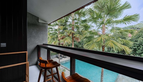Habitación Deluxe, balcón, vistas a la piscina