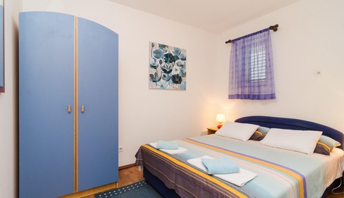 Apartamento (One Bedroom Apartment with Terrace)