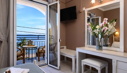 Habitación Premier con 1 cama doble o 2 individuales, vistas al mar