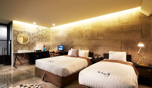 Room (Customized Suite (Please inquire at t)