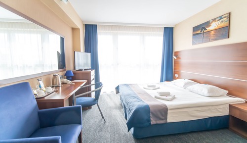 Habitación, 1 cama de matrimonio grande, en una planta alta
