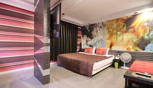 Room (Walk-in Special Price Standard Room)