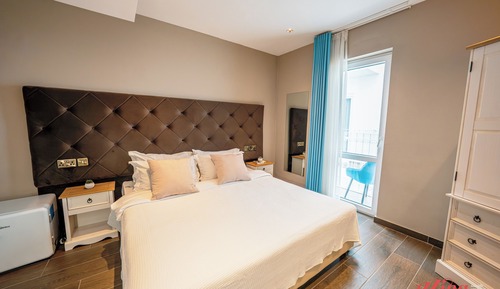 Habitación doble (Deluxe King Room)