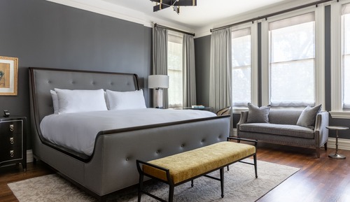 Habitación Signature, 1 cama de matrimonio grande, vistas a la ciudad, planta ejecutiva