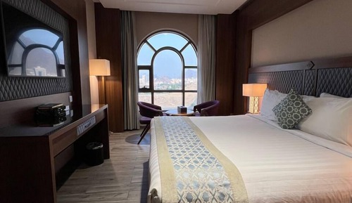 Two Connected Bedrooms, 5 Persons