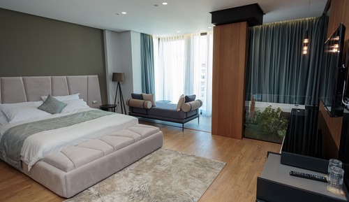 Suite, bañera de hidromasaje